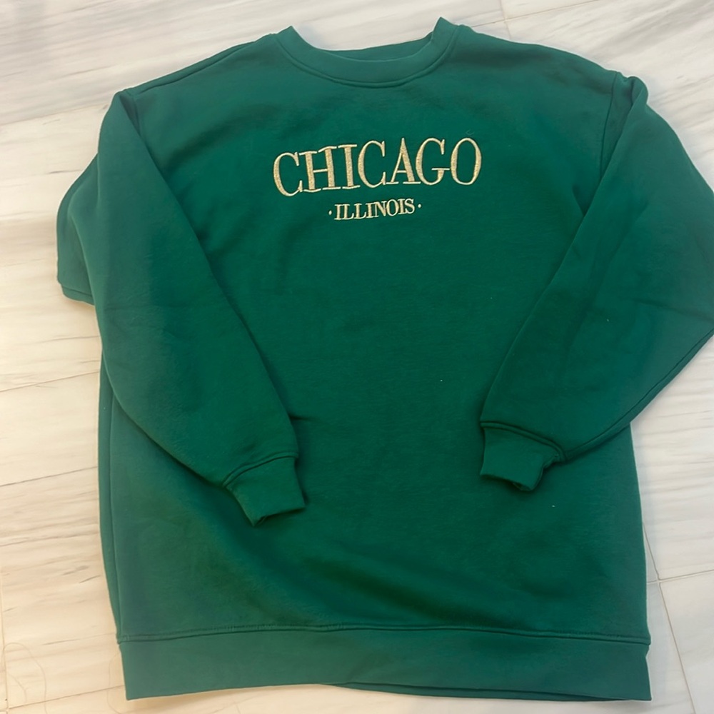 PacSun Daisy Street Chicago Graphic Sweatshirt